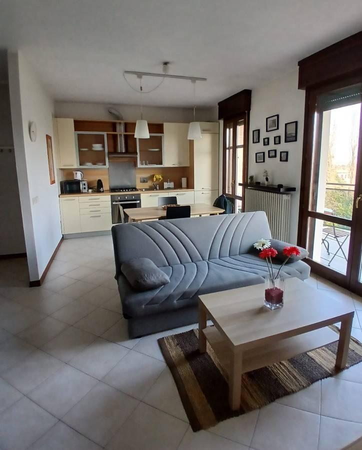 appartamento in vendita a Reggio nell'Emilia in zona San Prospero Strinati