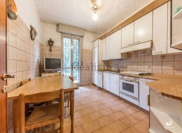 appartamento in vendita a Reggio nell'Emilia in zona Ospizio