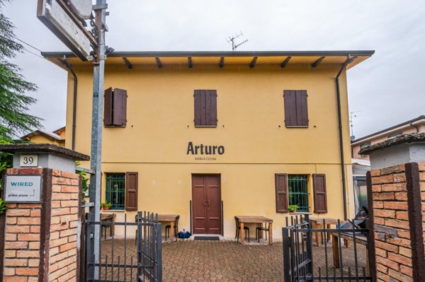 casa indipendente in vendita a Reggio nell'Emilia
