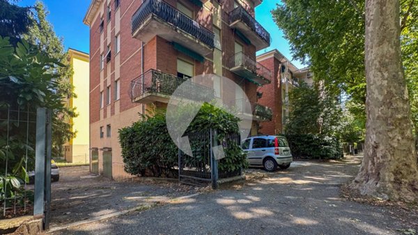 appartamento in vendita a Reggio nell'Emilia in zona Città Storica