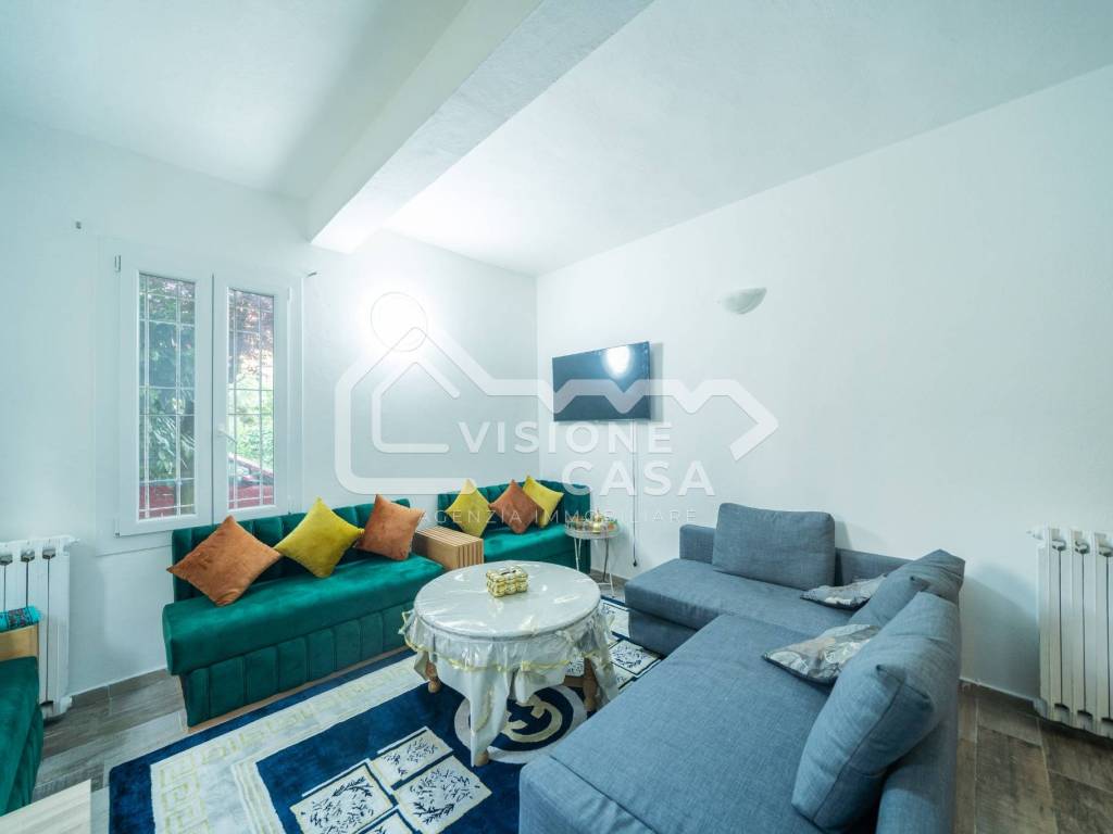 appartamento in vendita a Reggio nell'Emilia in zona Città Storica