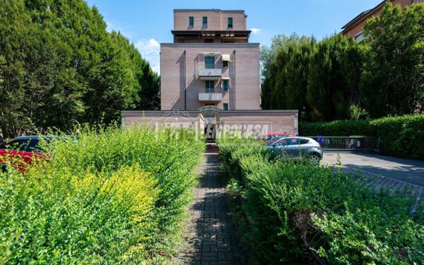 appartamento in vendita a Reggio nell'Emilia in zona Città Storica