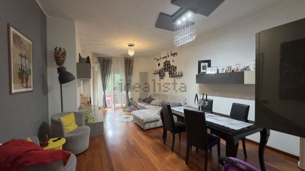 appartamento in vendita a Reggio nell'Emilia in zona Città Storica