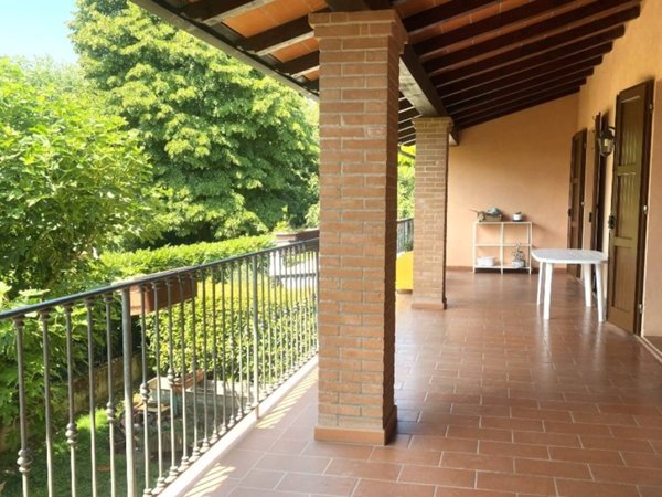 casa indipendente in vendita a Reggio nell'Emilia in zona Gavasseto