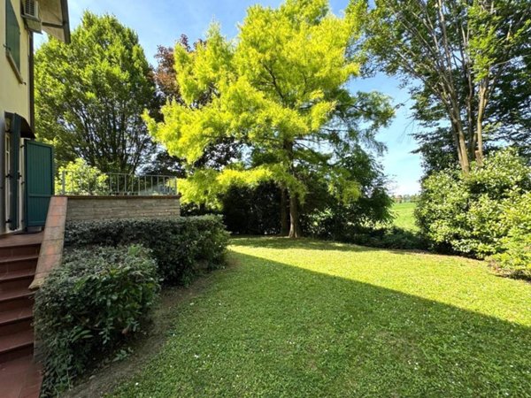 casa indipendente in vendita a Reggio nell'Emilia