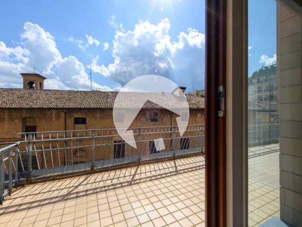 appartamento in vendita a Reggio nell'Emilia in zona Città Storica