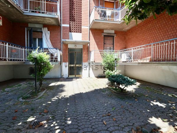 appartamento in vendita a Reggio nell'Emilia in zona Città Storica