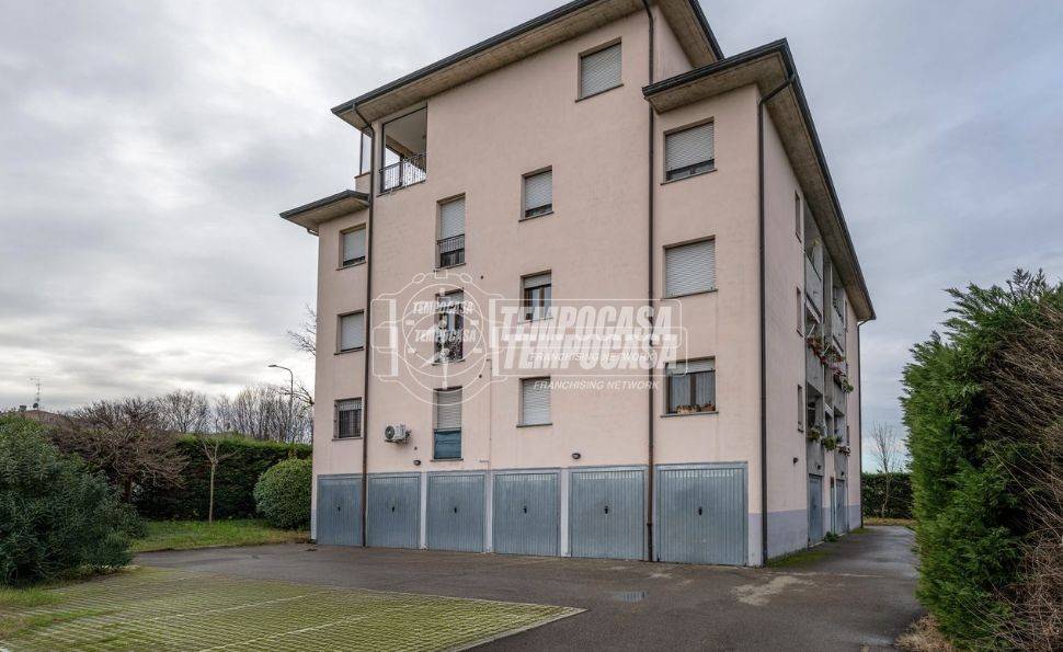 appartamento in vendita a Reggio nell'Emilia in zona Città Storica