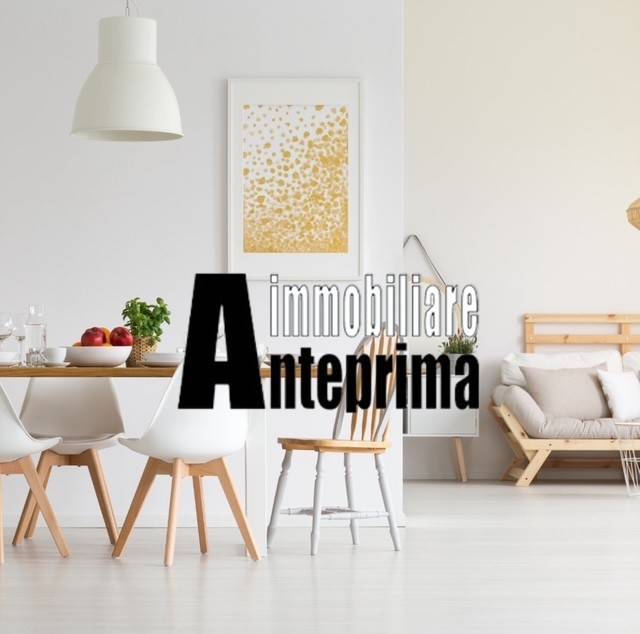 appartamento in vendita a Reggio nell'Emilia in zona Città Storica