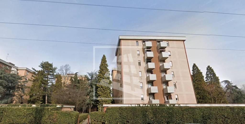 appartamento in vendita a Reggio nell'Emilia in zona Orologio