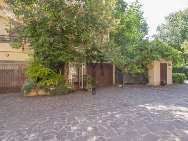 casa indipendente in vendita a Reggio nell'Emilia