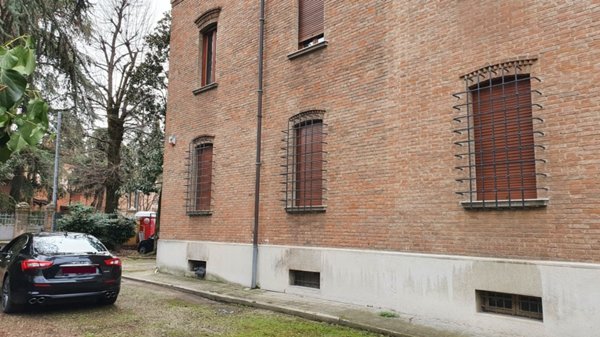 appartamento in vendita a Reggio nell'Emilia in zona Città Storica