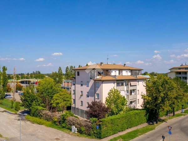 appartamento in vendita a Reggio nell'Emilia in zona Città Storica