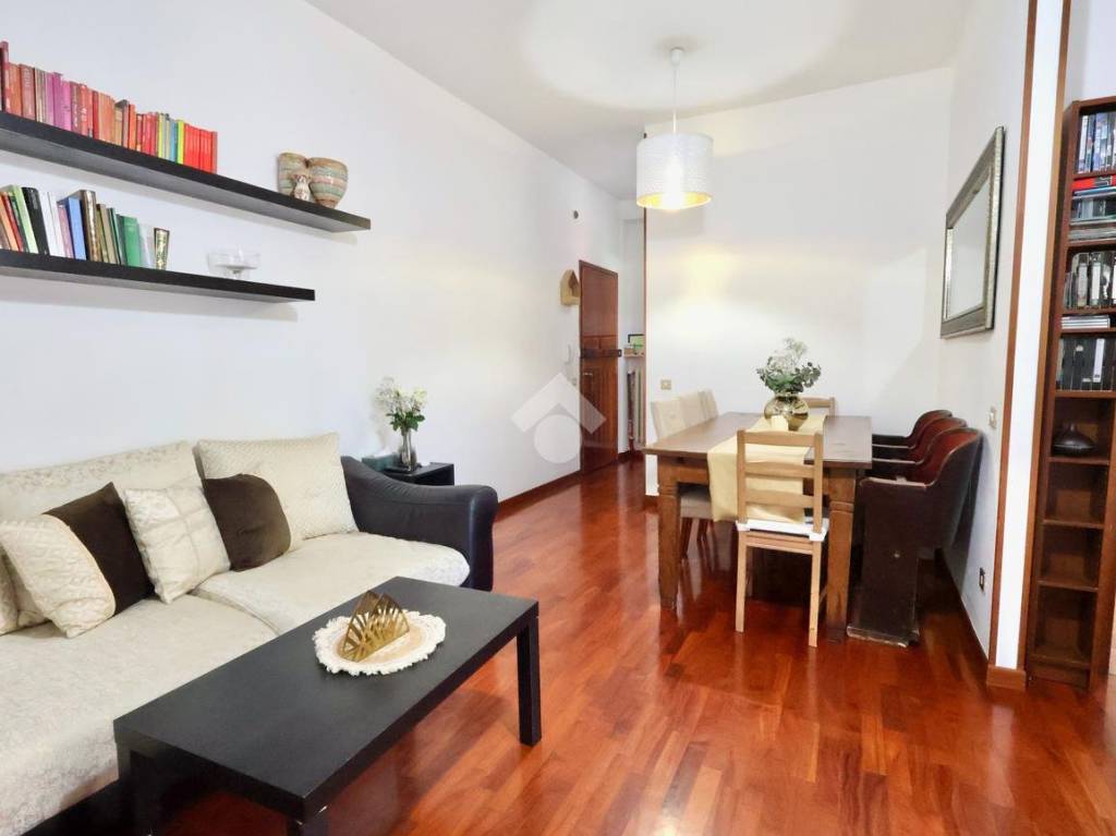 appartamento in vendita a Reggio nell'Emilia in zona San Prospero Strinati