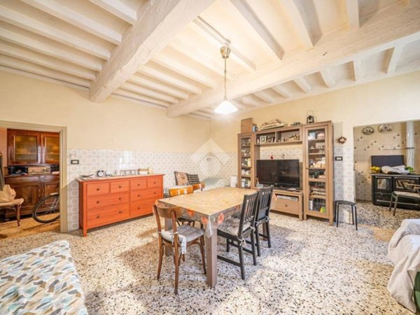 casa indipendente in vendita a Reggio nell'Emilia in zona Roncocesi