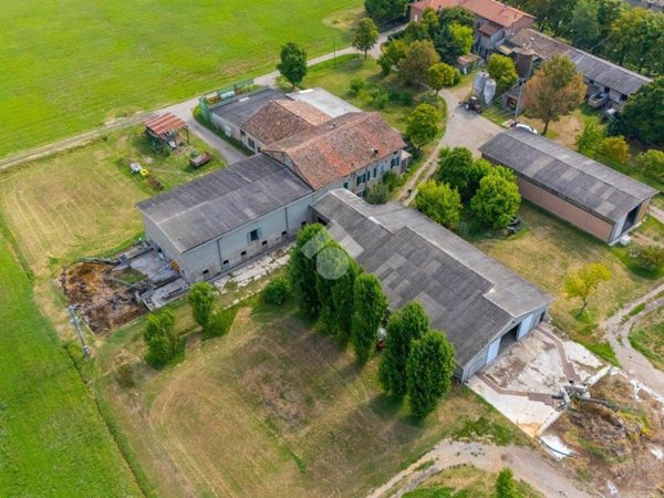 casa indipendente in vendita a Reggio nell'Emilia in zona Roncocesi