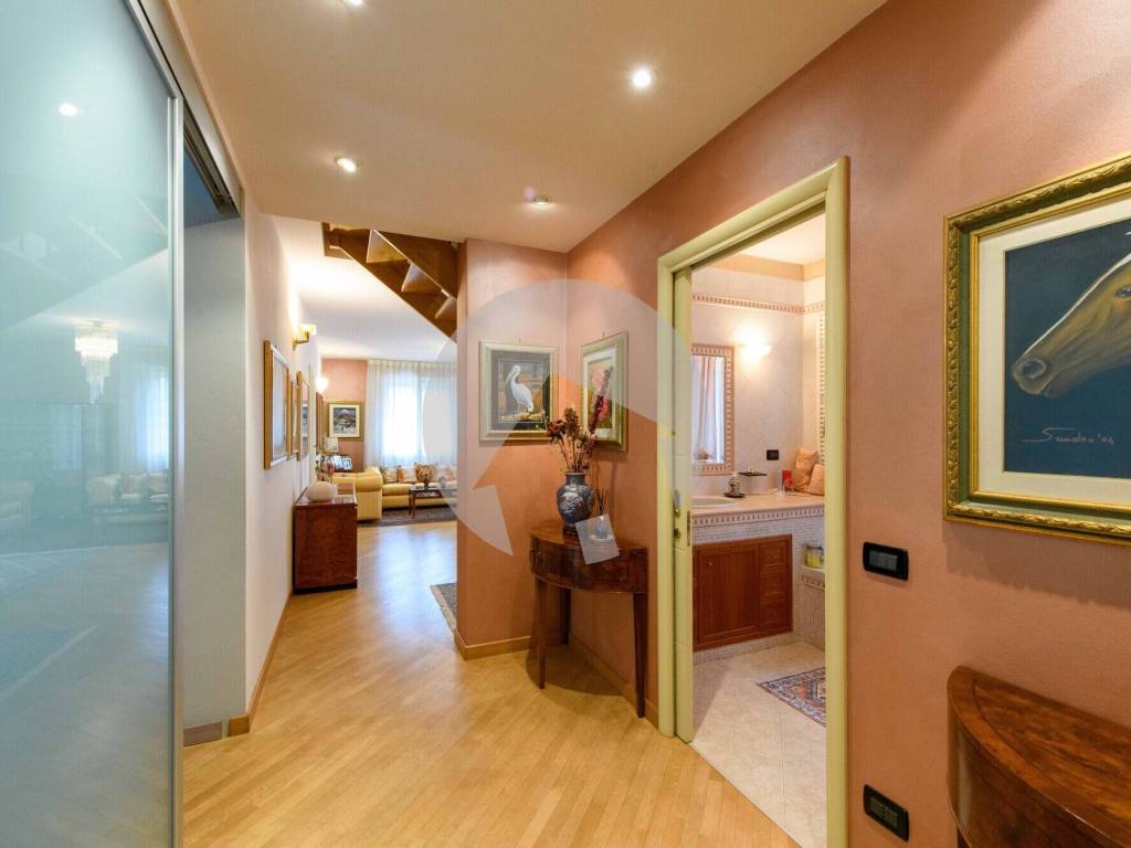 attico in vendita a Reggio nell'Emilia in zona Città Storica