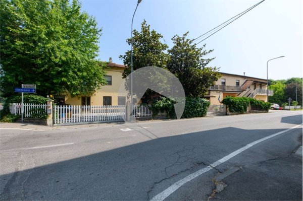 casa indipendente in vendita a Reggio nell'Emilia