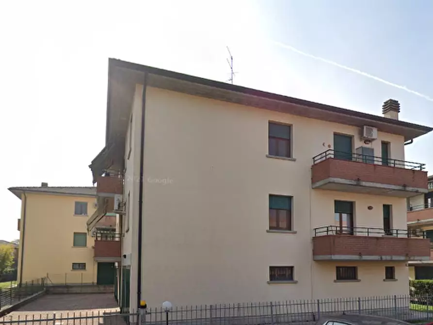 appartamento in vendita a Reggio nell'Emilia in zona Tribunale