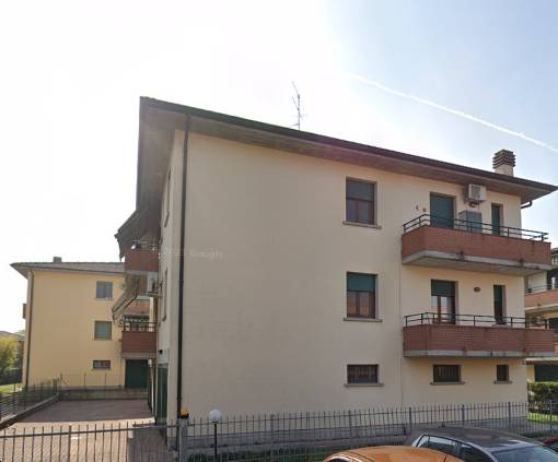 appartamento in vendita a Reggio nell'Emilia in zona Tribunale