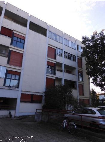 appartamento in vendita a Reggio nell'Emilia in zona Tribunale