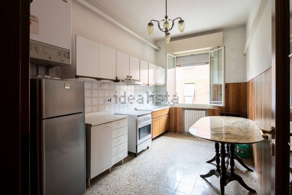 appartamento a Reggio nell'Emilia in zona San Pellegrino / Villa Canali