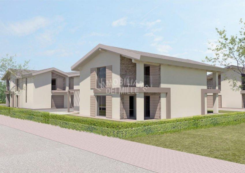 negozio in vendita a Reggio nell'Emilia in zona Città Storica