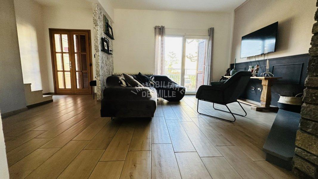 villa in vendita a Reggio nell'Emilia in zona Città Storica