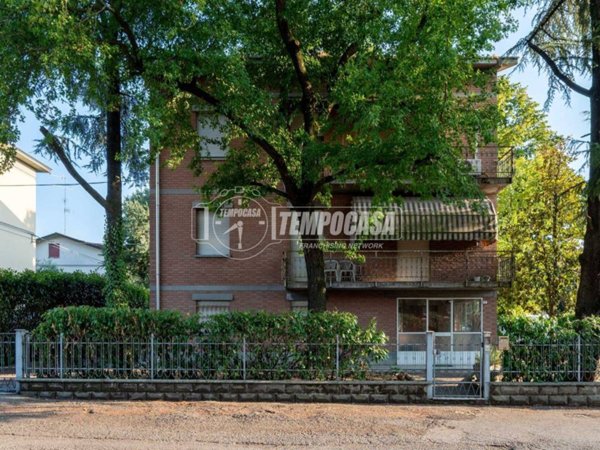 appartamento in vendita a Reggio nell'Emilia in zona Sesso
