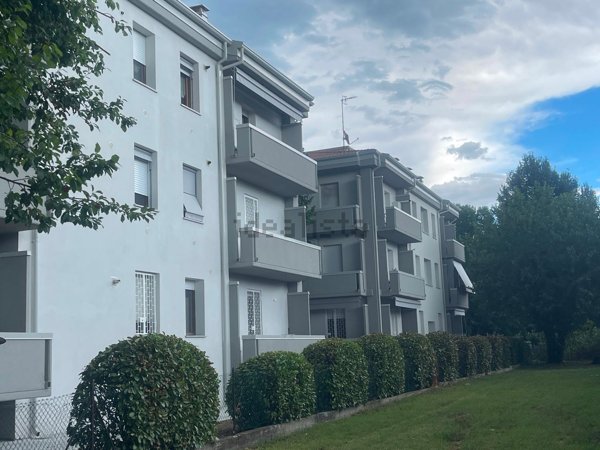appartamento a Reggio nell'Emilia in zona San Pellegrino / Villa Canali