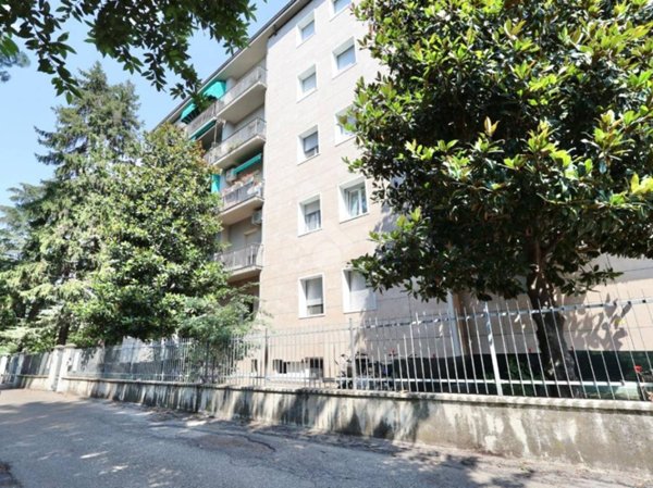 appartamento in vendita a Reggio nell'Emilia in zona Città Storica