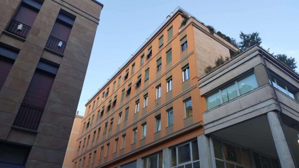 appartamento in vendita a Reggio nell'Emilia in zona Città Storica