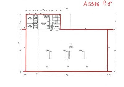 negozio in vendita a Reggio nell'Emilia in zona Santa Croce