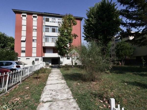 appartamento in vendita a Reggio nell'Emilia in zona Santa Croce
