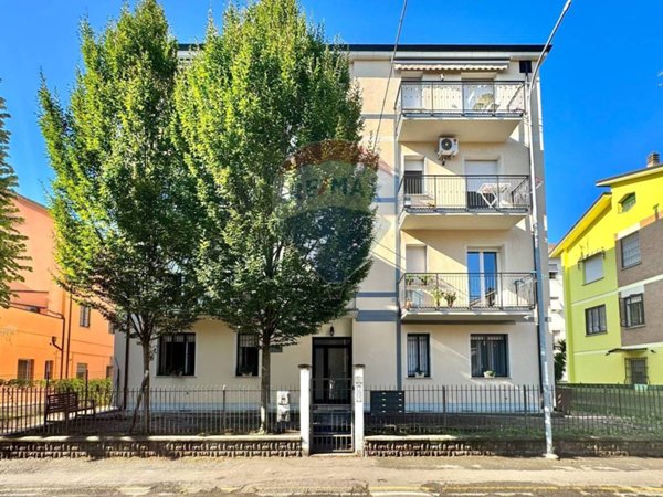 appartamento in vendita a Reggio nell'Emilia in zona Città Storica