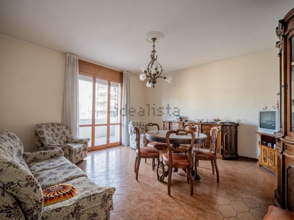 appartamento in vendita a Reggio nell'Emilia in zona Mirabello