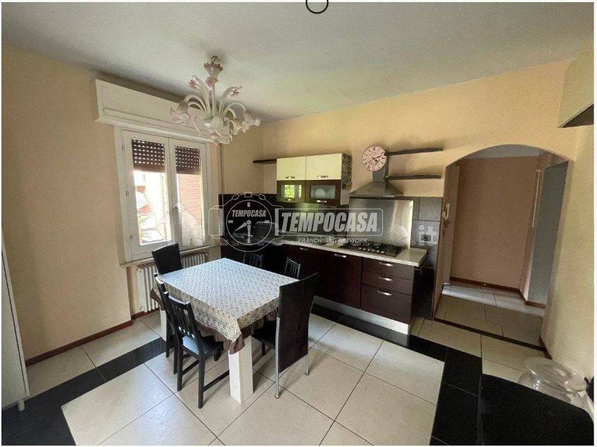 appartamento in vendita a Reggio nell'Emilia in zona Città Storica