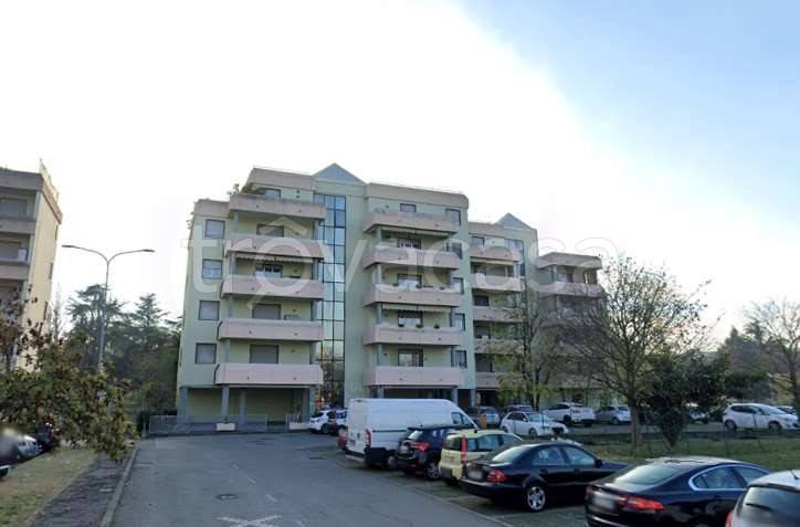 appartamento in vendita a Reggio nell'Emilia in zona Tribunale