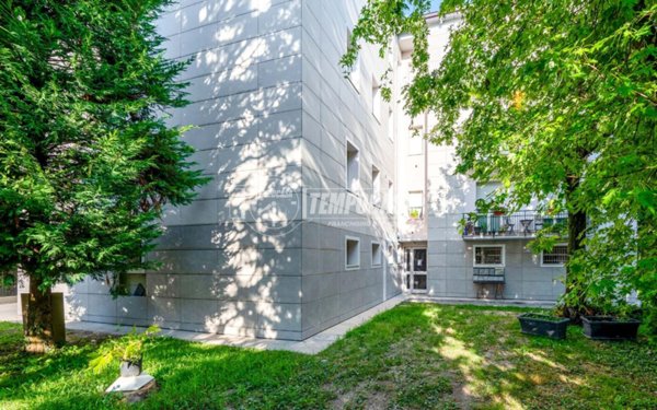 appartamento in vendita a Reggio nell'Emilia in zona Città Storica