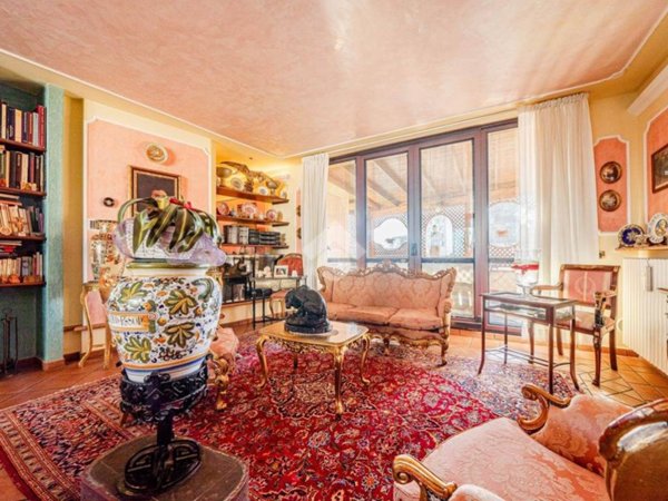 appartamento in vendita a Reggio nell'Emilia in zona Città Storica