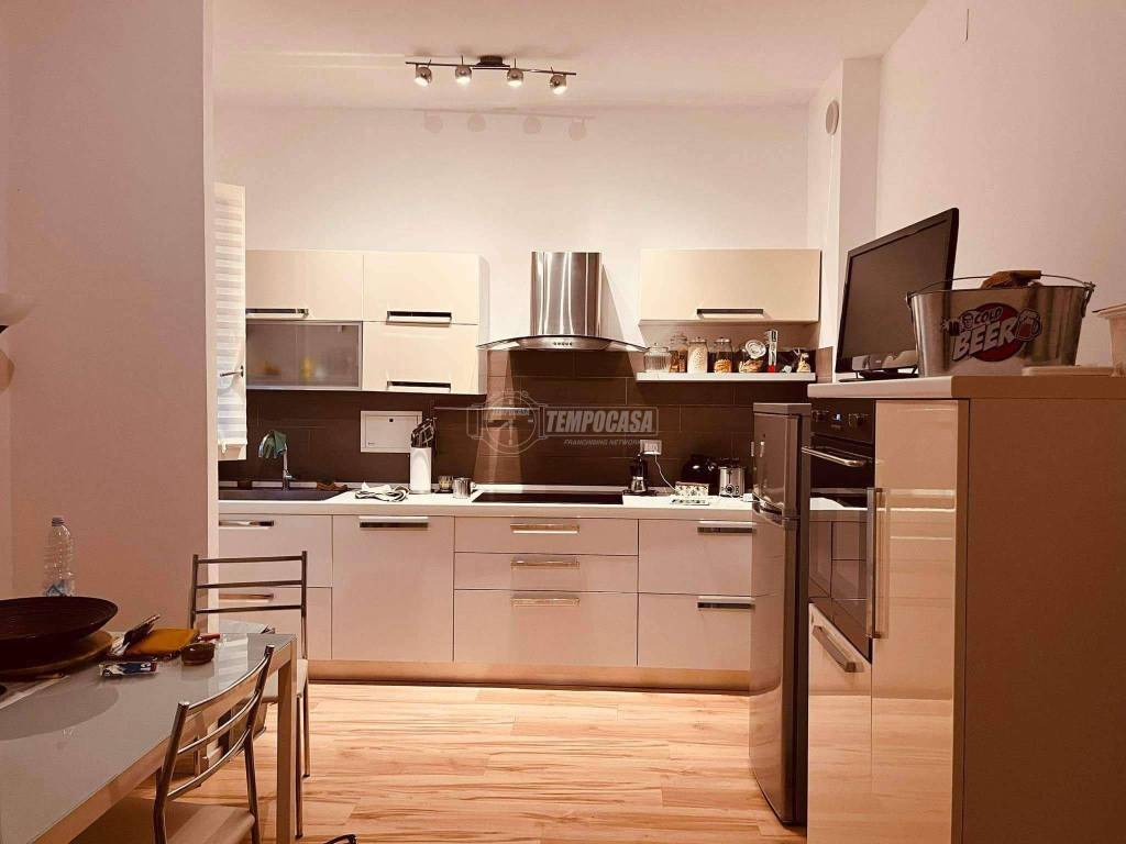 appartamento in vendita a Reggio nell'Emilia in zona Città Storica