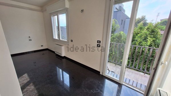 appartamento in vendita a Reggio nell'Emilia in zona Mirabello