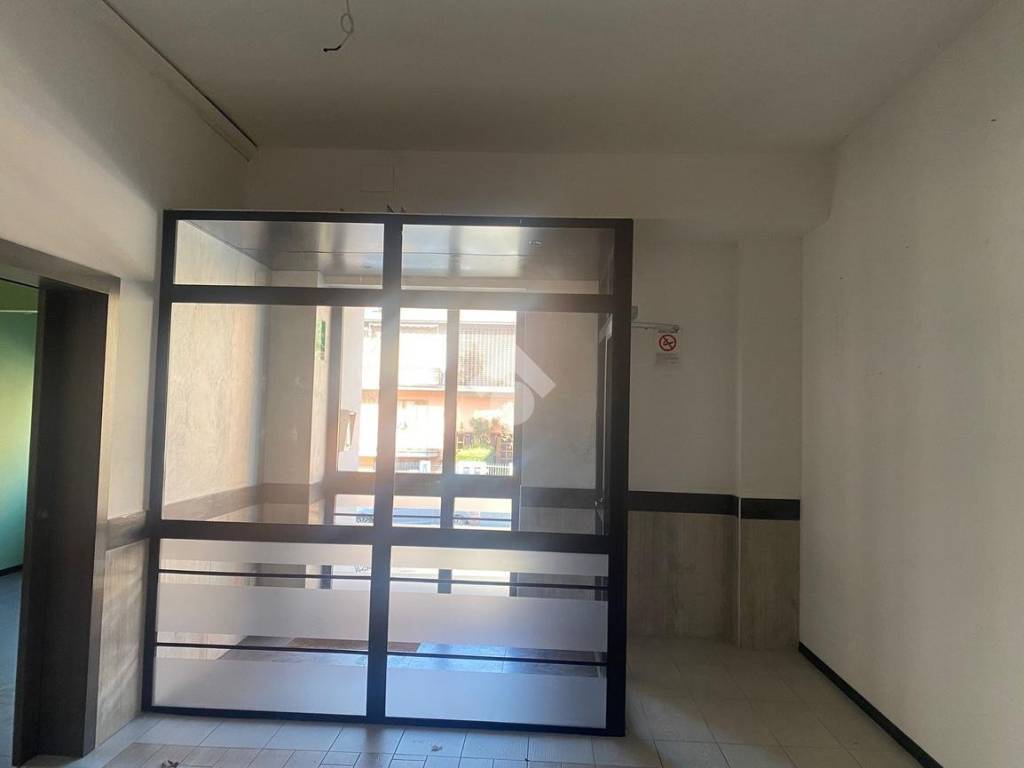 negozio in vendita a Reggio nell'Emilia in zona Città Storica