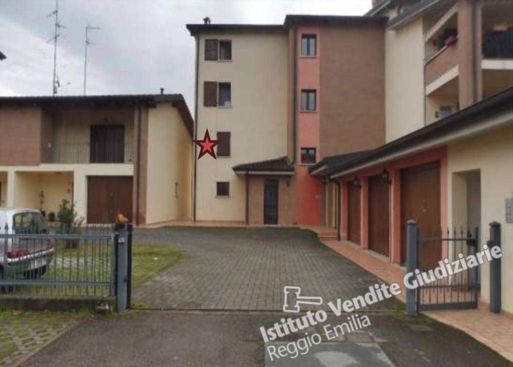 appartamento in vendita a Reggio nell'Emilia in zona Sesso