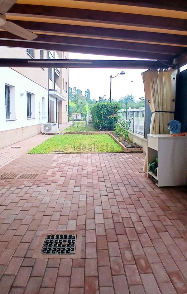 appartamento in vendita a Reggio nell'Emilia in zona Tribunale