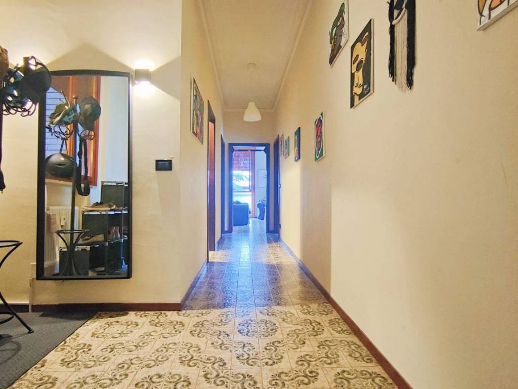 appartamento in vendita a Reggio nell'Emilia in zona Città Storica