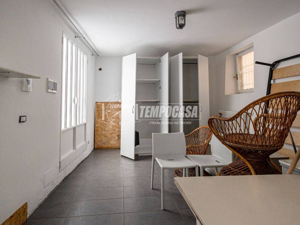 appartamento in vendita a Reggio nell'Emilia in zona Città Storica