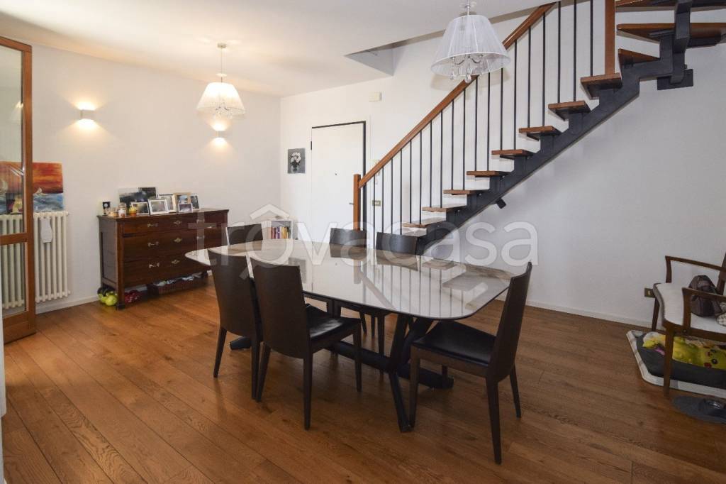 appartamento in vendita a Reggio nell'Emilia in zona Marmirolo