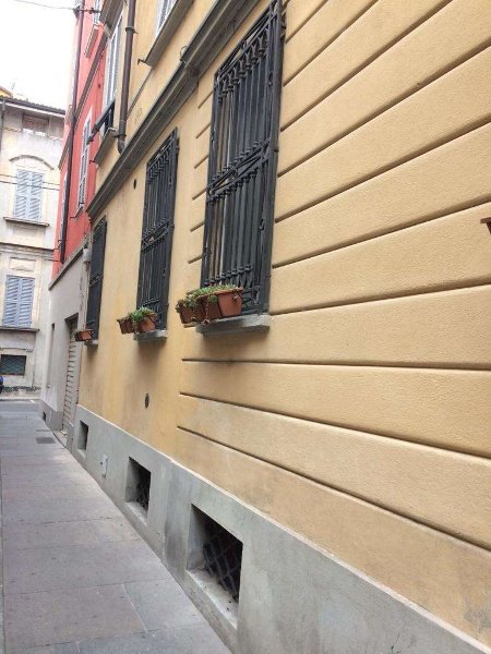 appartamento in vendita a Reggio nell'Emilia in zona Città Storica