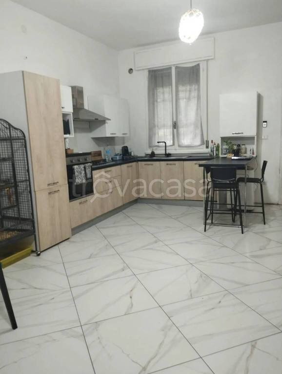 appartamento in vendita a Reggio nell'Emilia in zona Pratofontana